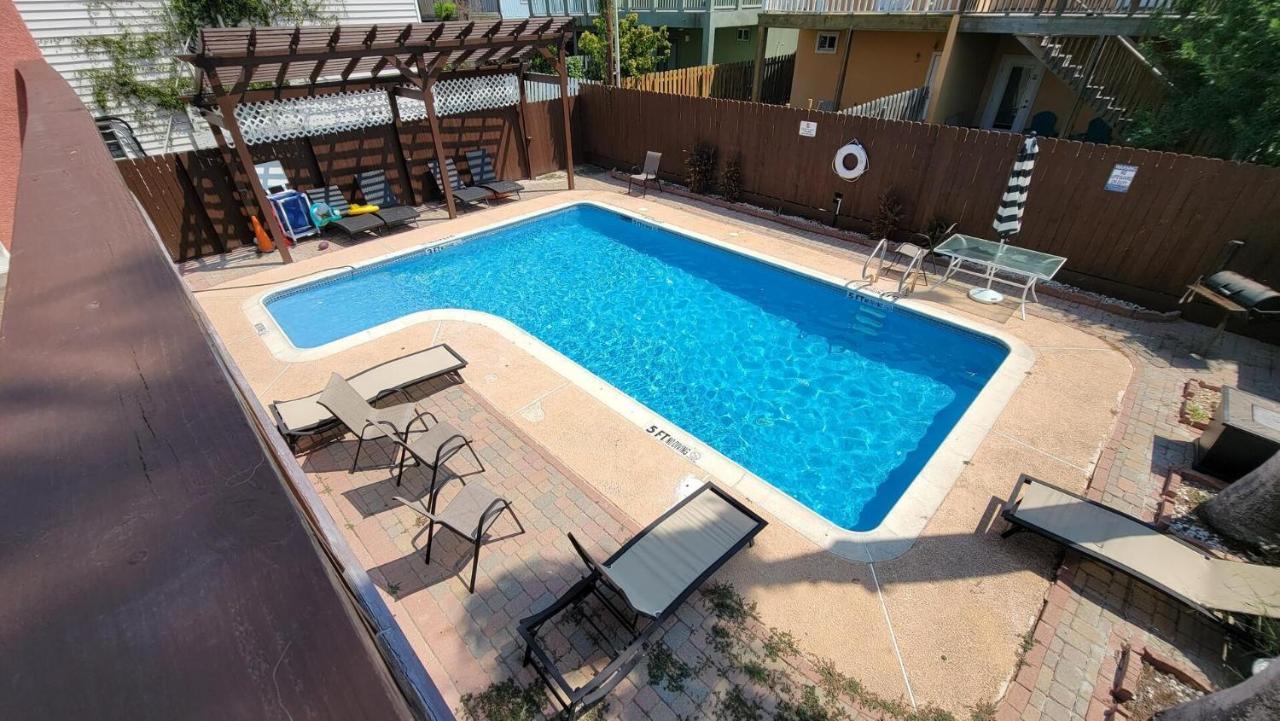Cozy 2 Bedroom With Big Pool - Campeche Triplex Unit C Home South Padre Island Dış mekan fotoğraf