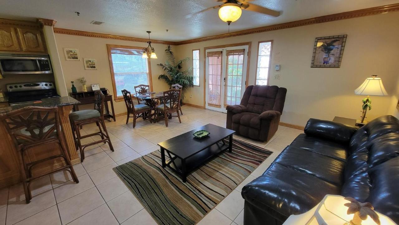 Cozy 2 Bedroom With Big Pool - Campeche Triplex Unit C Home South Padre Island Dış mekan fotoğraf